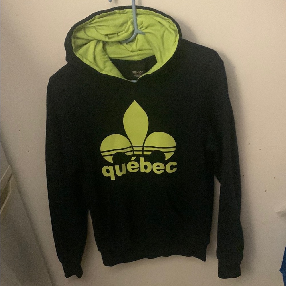 Awesome So Nice ‘Québec’ Black and Neon Green 70/30 Cotton Hoodie SZ Large 😍